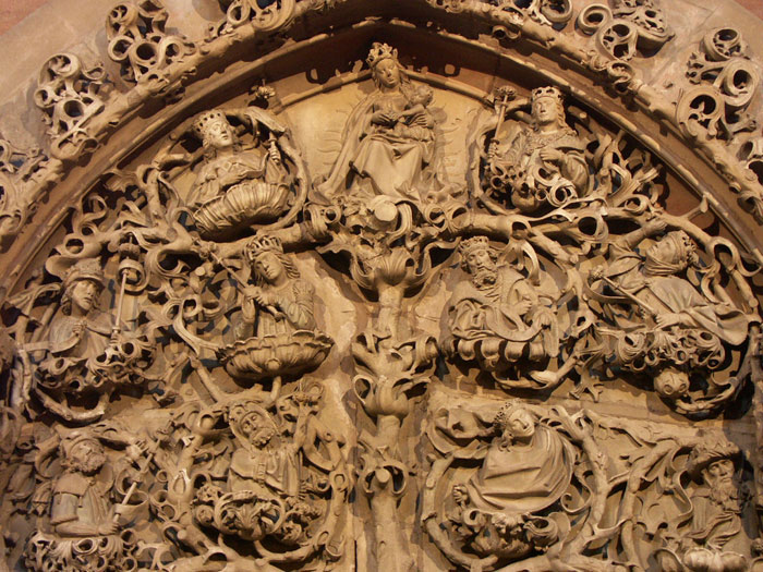 tympan de la cathédrale Saint Pierre de Worms en Allemagne (l'arbre de Jessé)